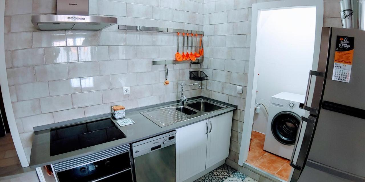 Casa Vistas A Trafalgar Solo Familias O Parejas - Parking Privado Opcional - โกนิล เด ลาฟรอนเตรา ภายนอก รูปภาพ