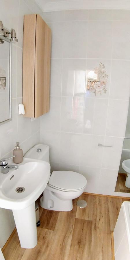 Casa Vistas A Trafalgar Solo Familias O Parejas - Parking Privado Opcional - โกนิล เด ลาฟรอนเตรา ภายนอก รูปภาพ